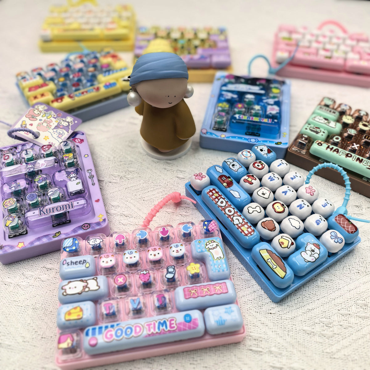 Keyboard Fidget Keychain – 14-Key & 26-Key Designs