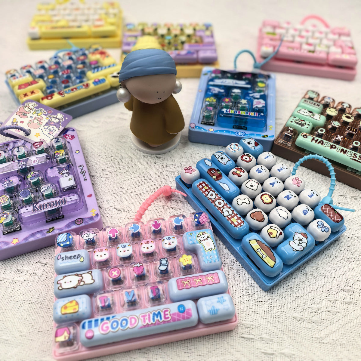 Keyboard Fidget Keychain – 14-Key & 26-Key Designs